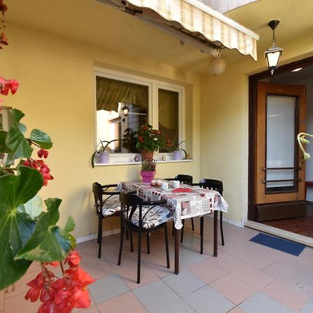 Cosy Medulin Apartments With Terrace Exterior photo