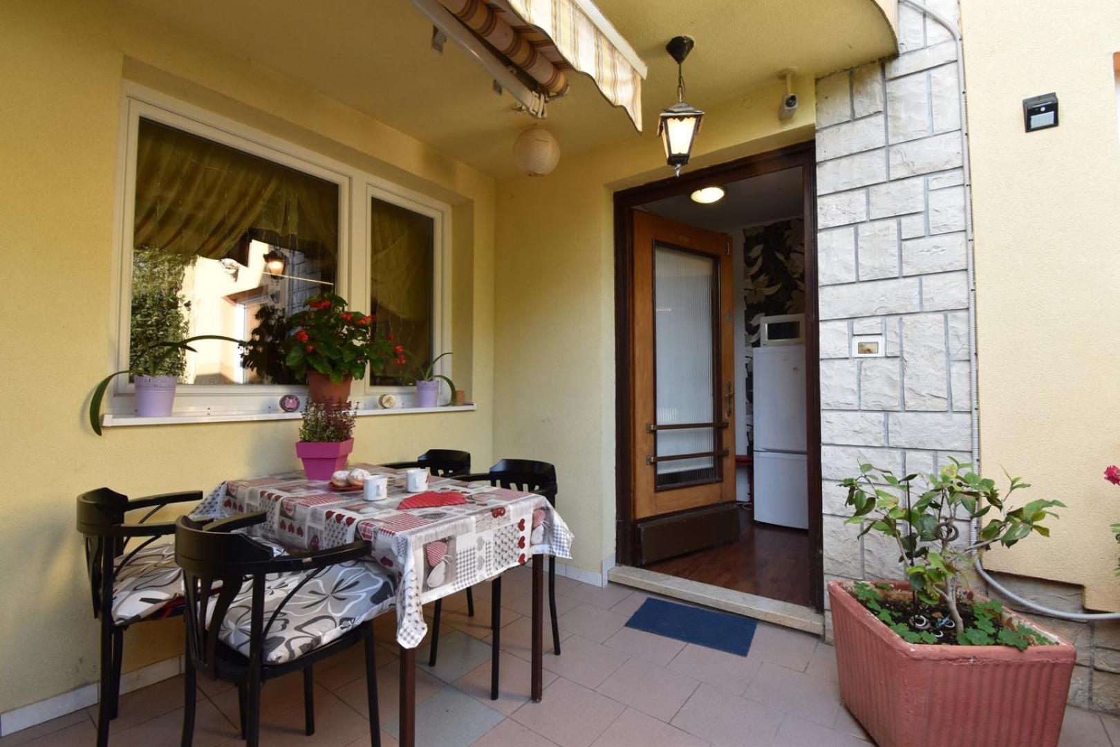 Cosy Medulin Apartments With Terrace Exterior photo